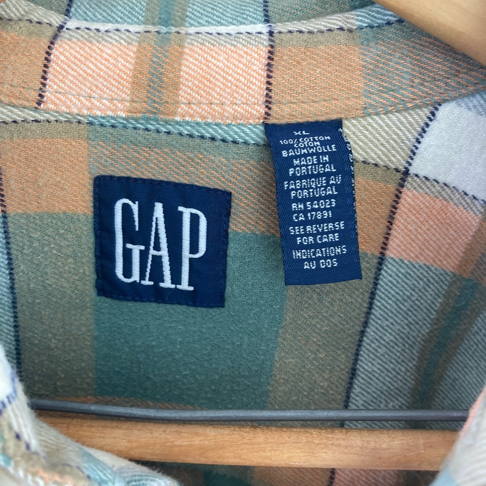 Flannel Gap - image 6